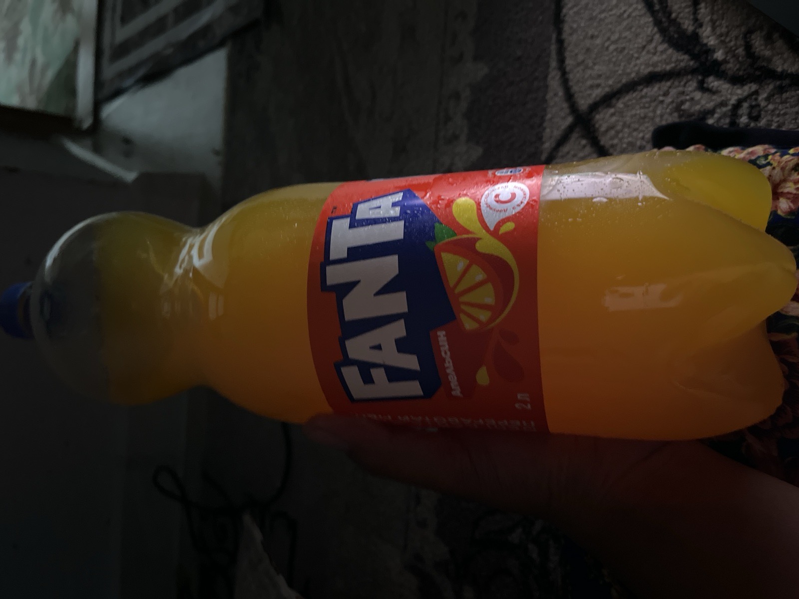 Напиток Fanta апельсин 2л